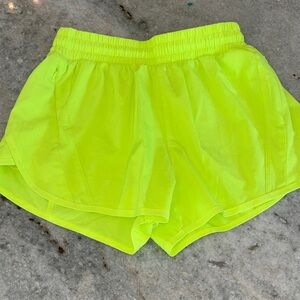 Lululemon Track That High-Rise Lined Short, size 4